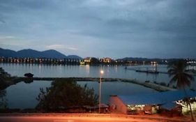 Marina Height Seaview Resort Apartment